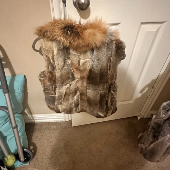 Adrienne Landau Rabbit Fur Vest - Size Small - Picture 2 of 2